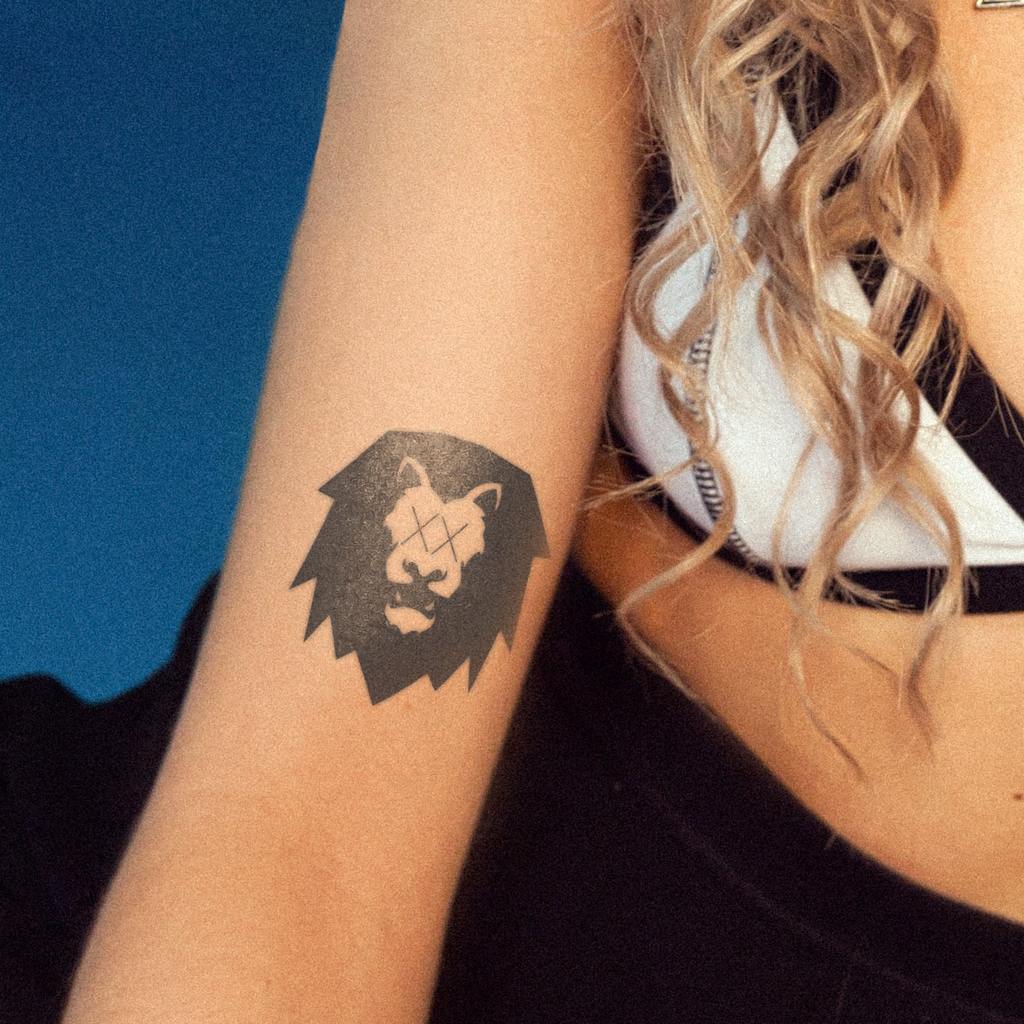 K LION